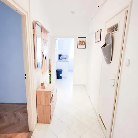 شقة Majus 1 دوناويفاروش