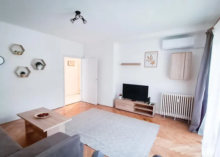 Majus 1 * Dunaújváros